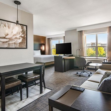 Residence Inn Phoenix Glendale Sports & Entertainment District Екстериор снимка