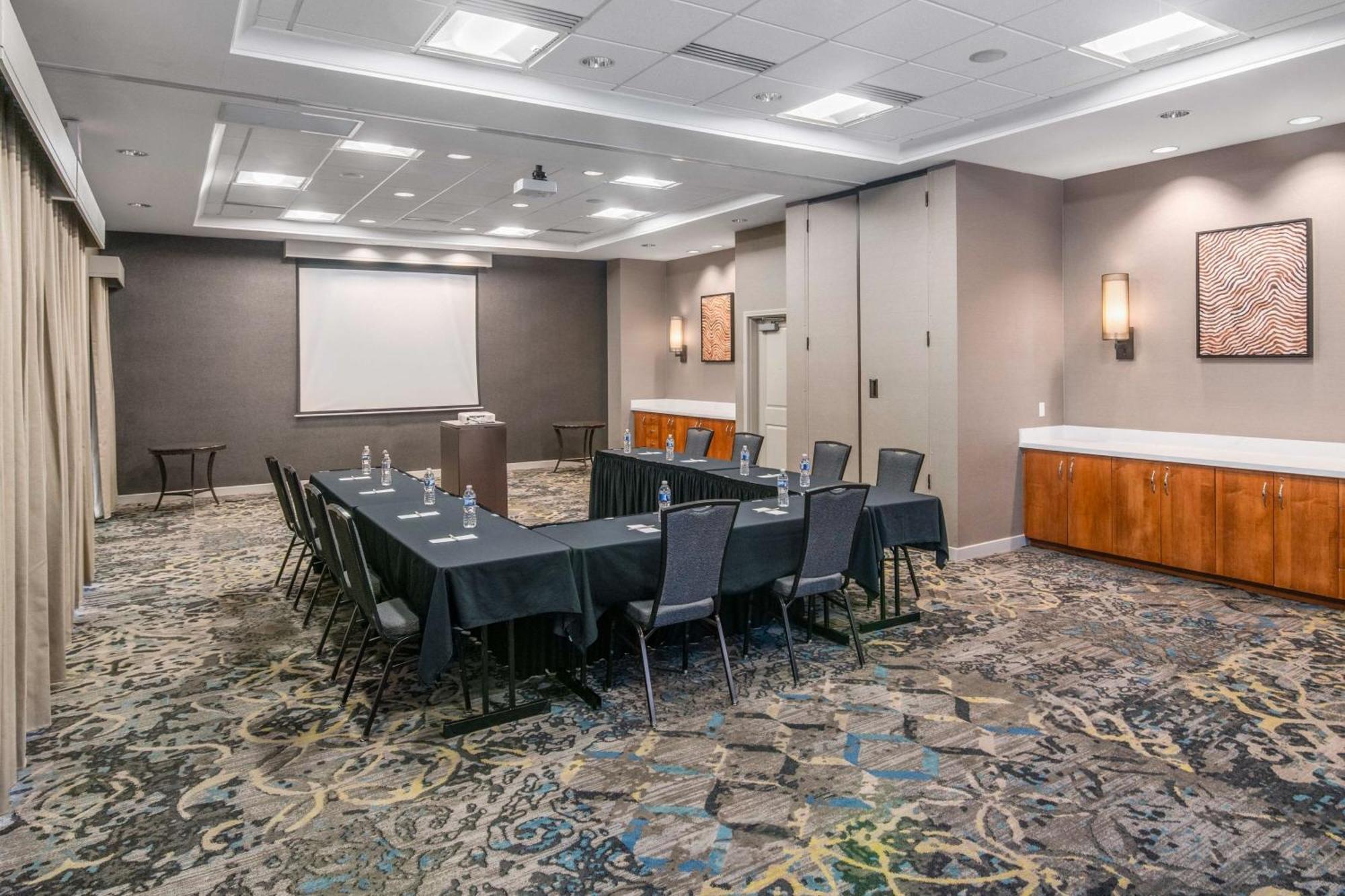 Residence Inn Phoenix Glendale Sports & Entertainment District Екстериор снимка