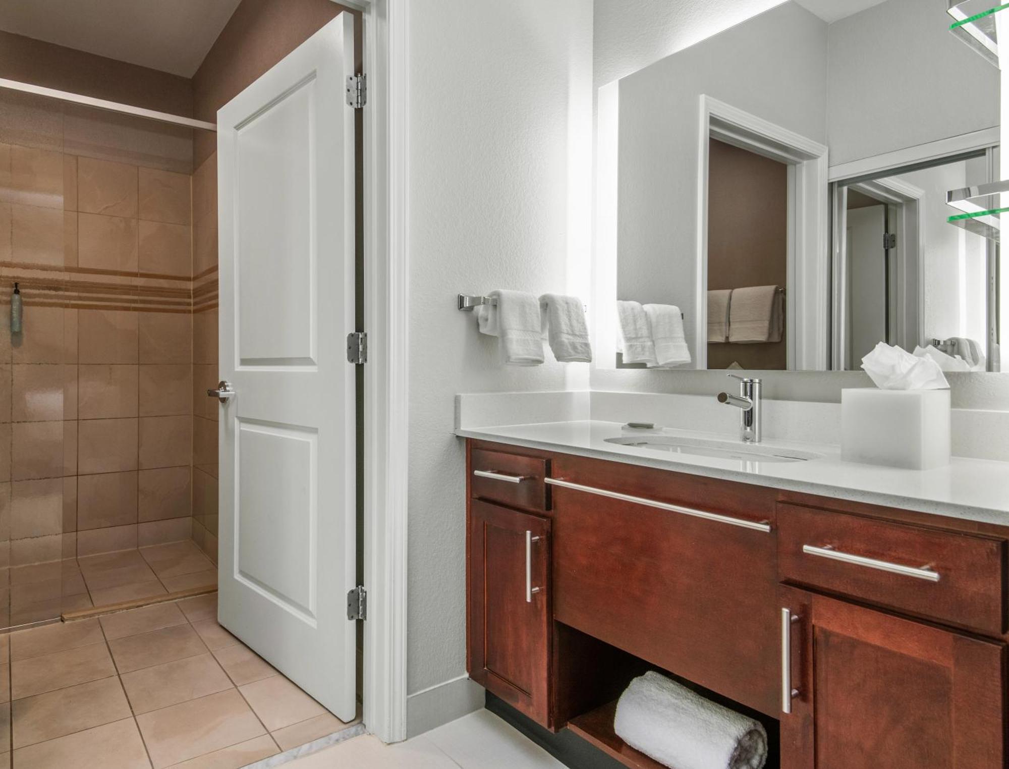 Residence Inn Phoenix Glendale Sports & Entertainment District Екстериор снимка