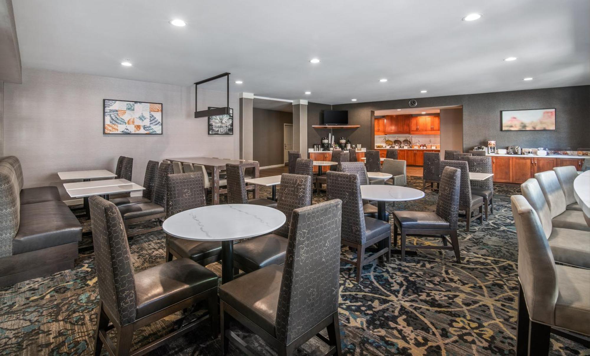 Residence Inn Phoenix Glendale Sports & Entertainment District Екстериор снимка