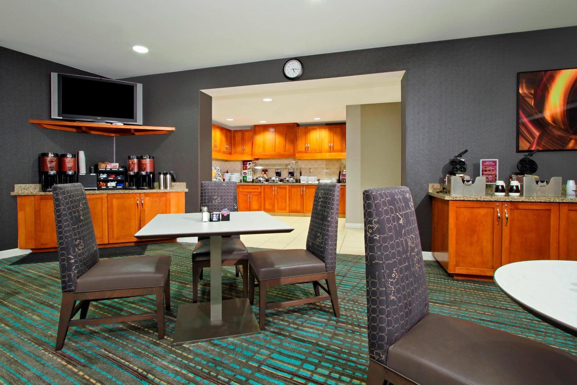 Residence Inn Phoenix Glendale Sports & Entertainment District Екстериор снимка